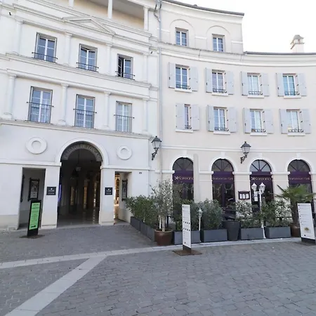 Bel Apparte La Vallee Village * Серри
